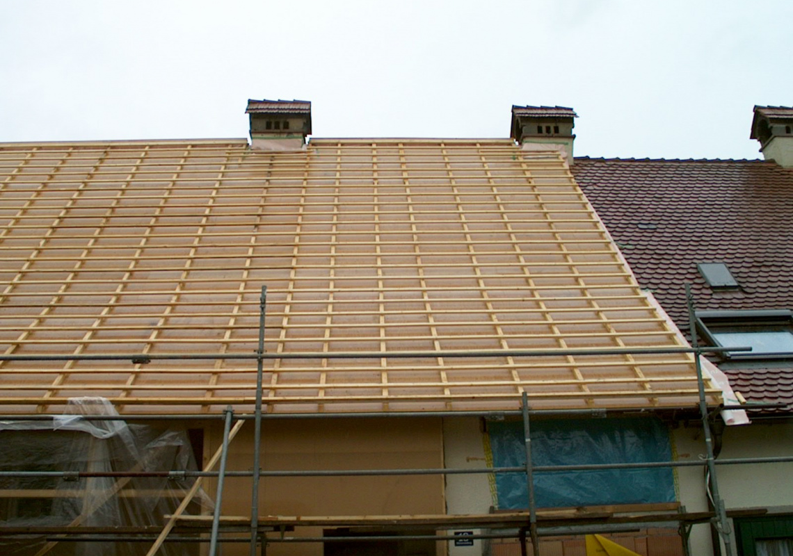 Das Dach wird neu eingedeckt