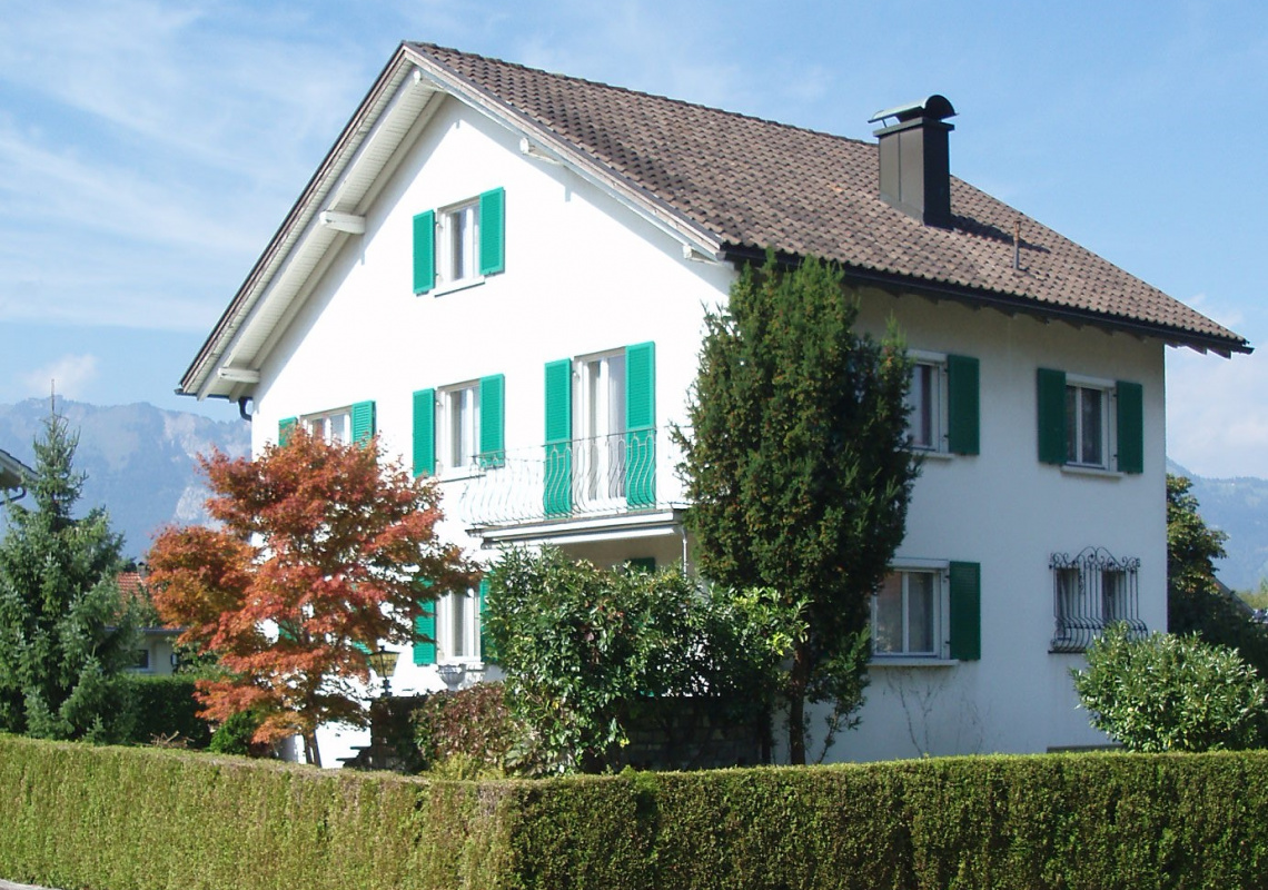 Gepflegtes Haus aus den 50er Jahren mit Garten