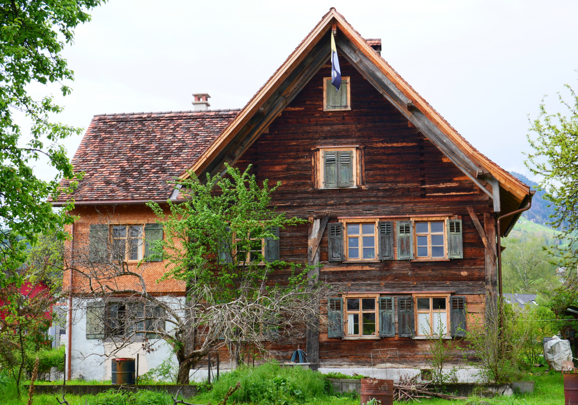 Die Südansicht vom großen Garten aus