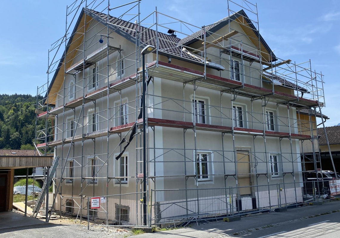 © privat Aufbringung des mineralischen Putzes