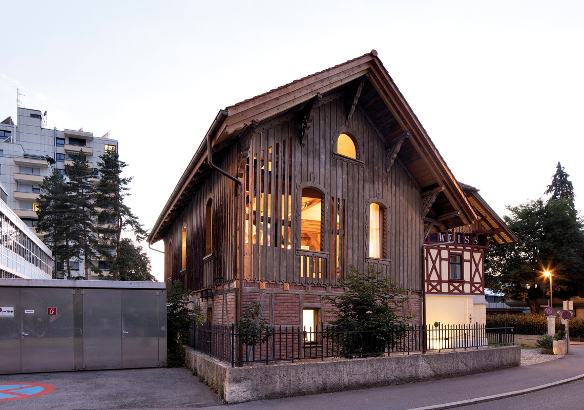 Ansicht straßenseitig nach der Sanierung