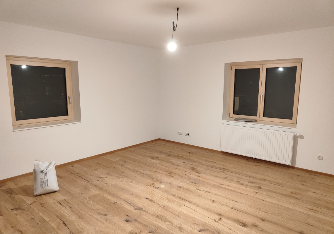 © privat Geräumige Zimmer mit Parkettboden