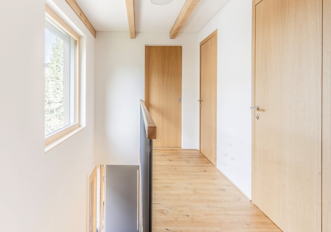 Obergeschoß mit Schlafzimmer, Bad und Arbeitszimmer